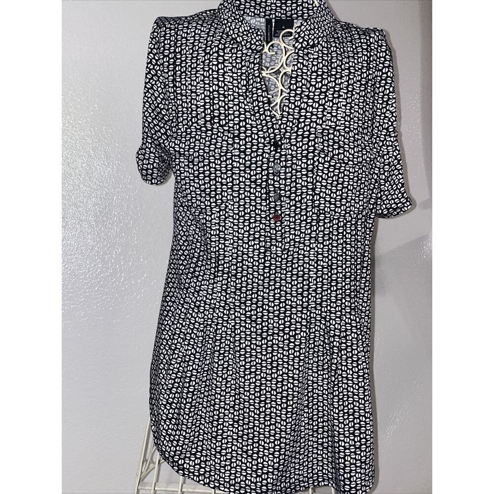 New Directions Ladies Top Size M Black/White Print